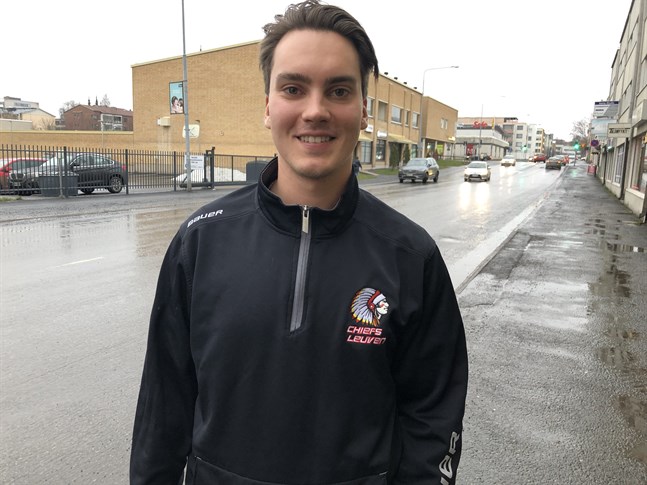 William Kangasniemi besökte sin hemstad senaste vecka.