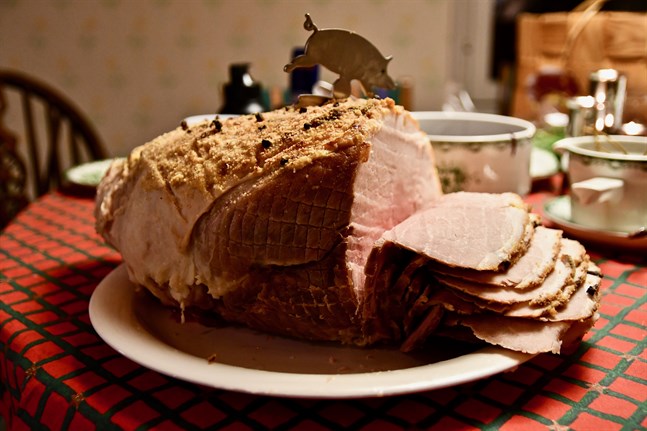 Män i åldern 45-54 är de som gillar den klassiska julskinkan allra bäst.