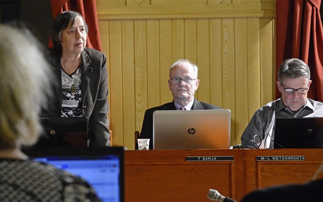 Utgångspunkten är att nuvarande budgetförslag inte kan godkännas, anser Kaskö stadsstyrelses viceordförande Tauno Sarja (SDP).