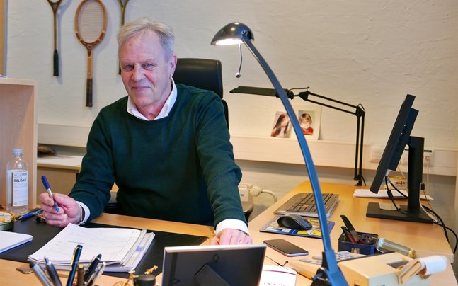Göran Djupsund, professor emeritus i statsvetenskap, tycker inte att man ska kalla de senaste dagarnas händelser för någon regeringskris.
