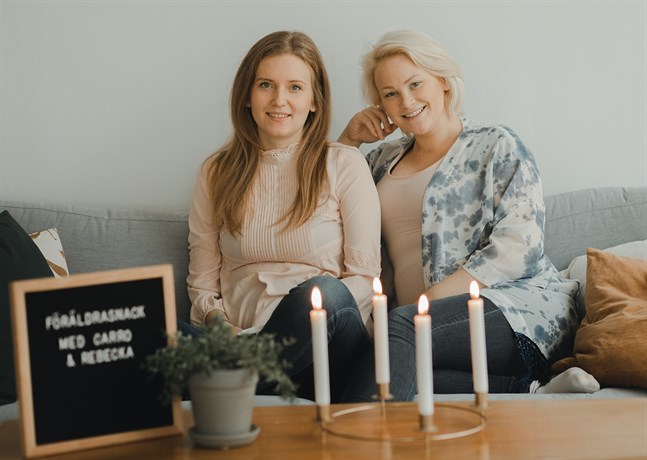 Rebecka Hägert-Backull och Carola Nordberg har lärt känna varandra genom att podda tillsammans.