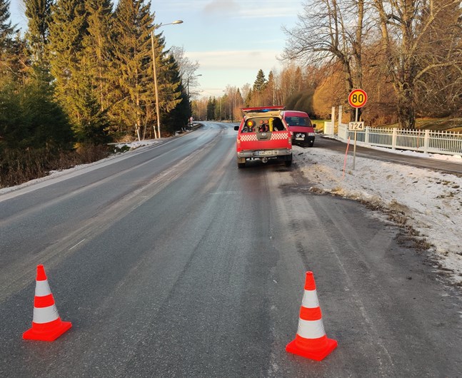 Frontalkrocken inträffade mellan Grönvik och Alskat.