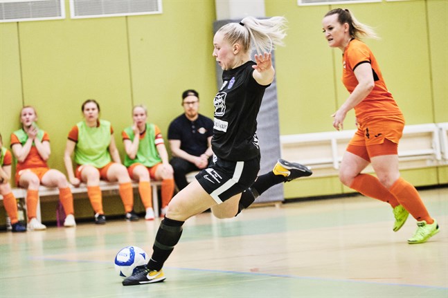 Sports damligalag i futsal blev utan marknadsföringsstöd i fjol.