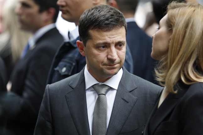 Hittills har Zelenskyj visat upp flera olika sidor som politiker. Frågan är vilken han kommer att visa i samtalen i Paris. Arkivbild.