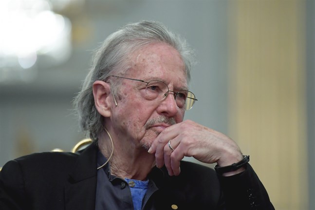 Albaniens ambassadör närvarar inte när Peter Handke tar emot Nobelpriset.