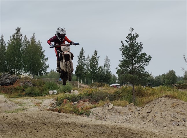 Vörå motorklubb gläder sig för att snart ha en egen motorcrossbana.