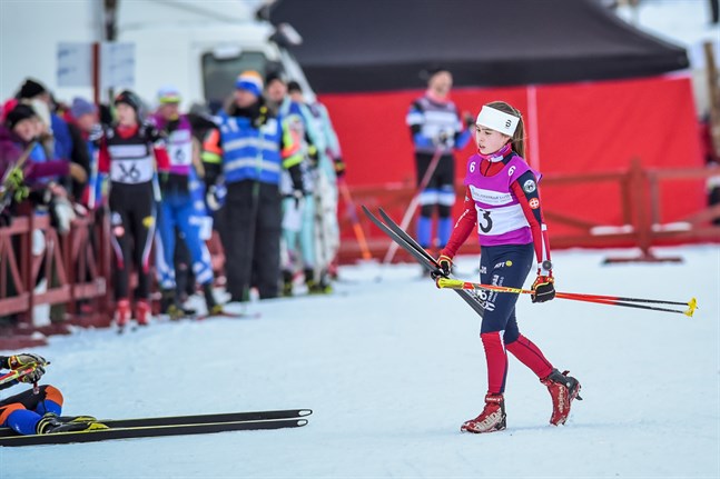 Rebecca Sandnäs får försvara de blåvita färgerna i juniorlandskampen mot Sverige i slutet av månaden.