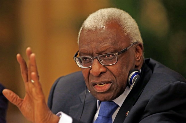 Lamine Diack ställs inför rätta.