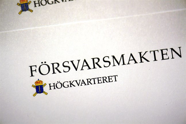 Försvarsmakten befordrade den falska officeren och skickade honom till Nato. Arkivbild.