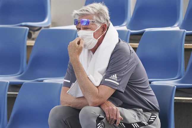 En åskådare på en träning inför Australian Open.