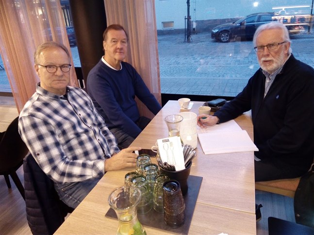 Johan Nyberg, Jan Störling och Bo Forsström hoppas få in material med anknytning till GSF för historiken som ska sammanställas.