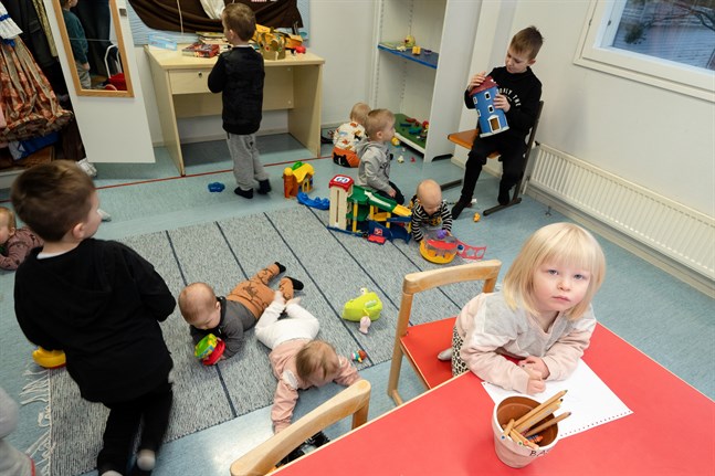 I fjol föddes sju nya bebisar i Pensala. Totalt finns det 25 barn mellan noll och fem år och 33 barn mellan sex och sexton år.