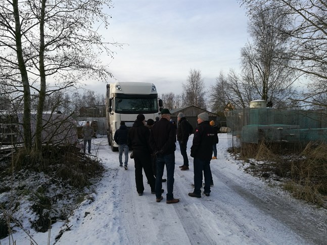Jag sympatiserar djupt med finländska farmägare, men deras extrema beteende har skadat andan hos den fria handeln, skriver Pan Jianping.