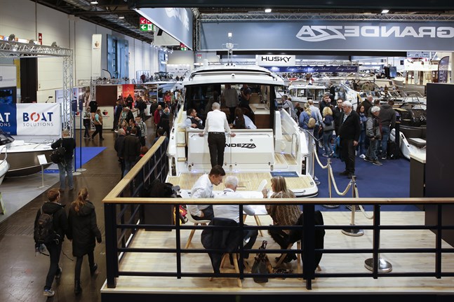 Finnmaster Boats från Karleby brukar ställer ut med egna montrar i Helsingfors.