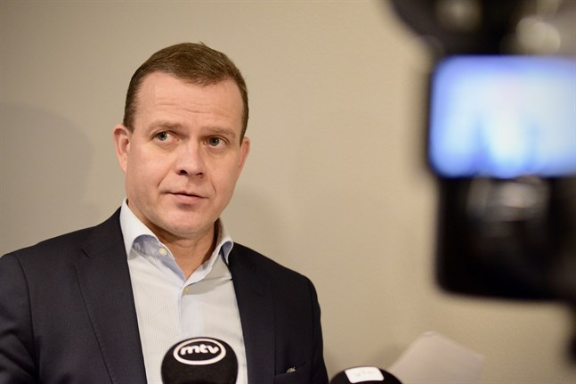 Samlingspartiets ordförande Petteri Orpo säger att regeringen måste jobba mer och bättre för att nå sina sysselsättningsmål.