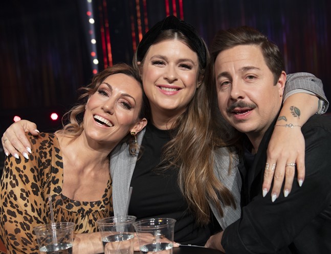 Lina Hedlund, Linnéa Henriksson och David Sundin leder Melodifestivalen.