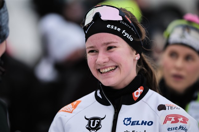 Hanna Ray säger att hon inte kan så mycket annat än att skratta åt dramatiken som drabbade henne både i semifinal och final.