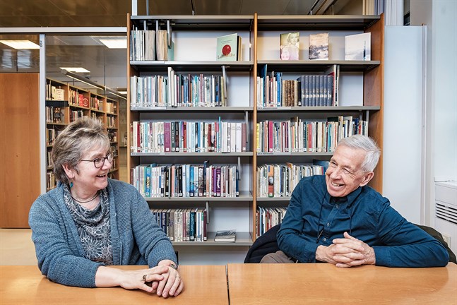 Helen och David Weston fann varandra när hon var nunnenovis och han var abbot och deras respektive kloster deltog i ett välgörenhetsprojekt på 1970-talet.