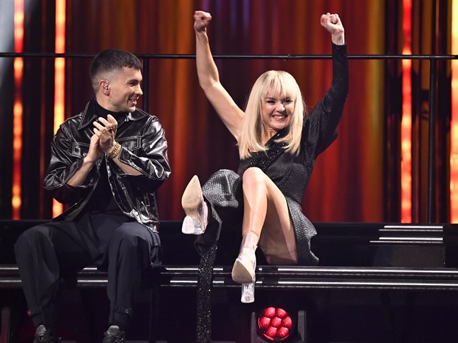 Anna Bergendahl går direkt till Melodifestivalens final med "Kingdom come".