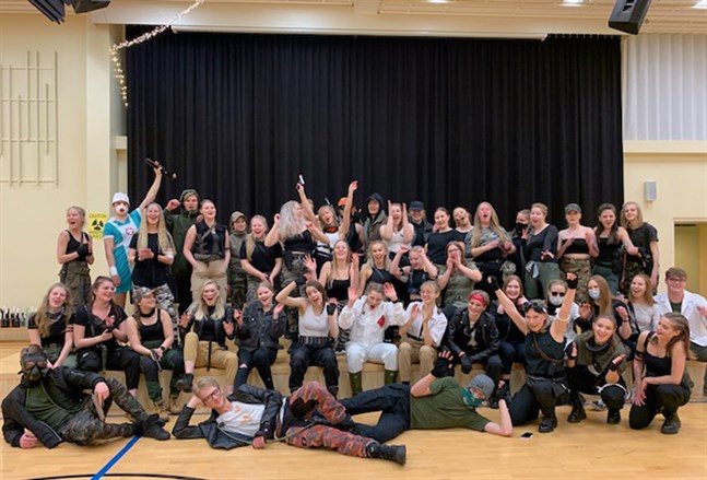 Abiturienterna vid Pedersöre Gymnasium.