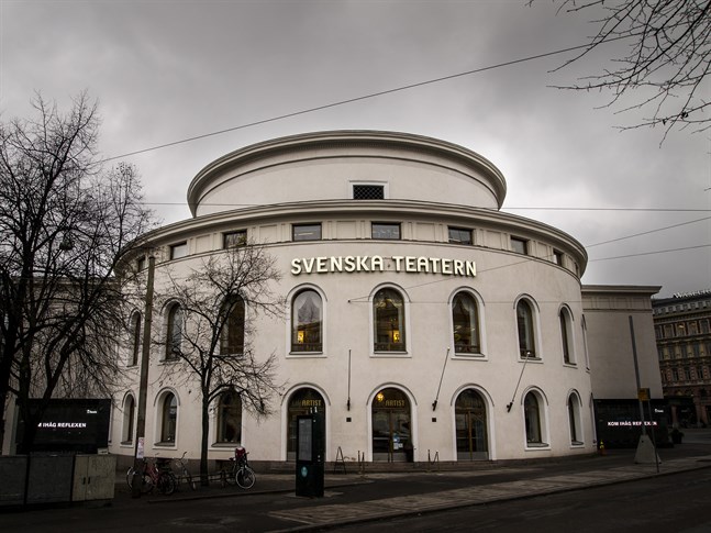 Svenska Teatern får 129 000 euro för att bredda sitt publikunderlag.