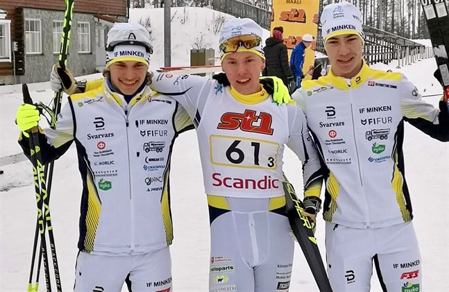Patrik Kuuttinen, Johannes Vuorela och Otto Niittykoski tog FM-guld i stafett i Kontiolax.