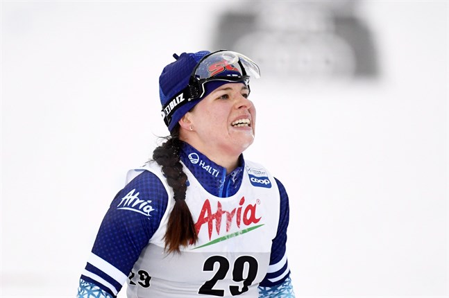 Krista Pärmäkoski kämpade som bäst om en sjunde plats, men fick ge sig efter kramper. Hon slutade sjuttonde.