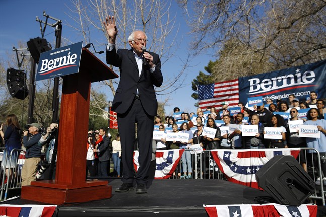 Presidentaspiranten och Vermontsenatorn Bernie Sanders kampanjtalar i Las Vegas.