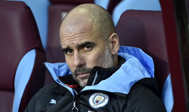 Manchester Citys manager Pep Guardiola hoppas att klubben ska få spela i Champions League också de kommande två säsongerna.