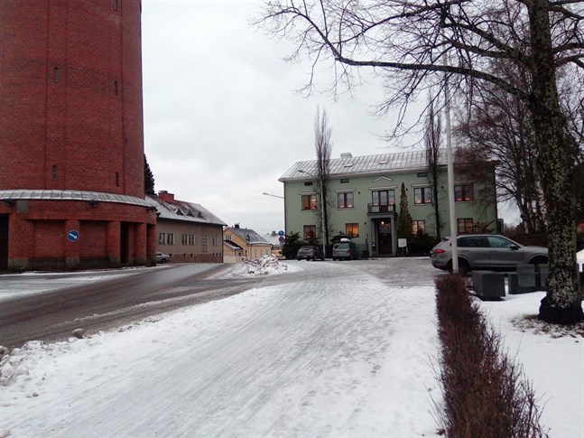 Före detta Yle-huset hör till de fastigheter som staden har för avsikt att sälja.
