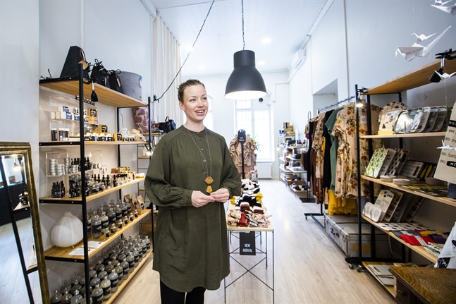 Cecilia Antfolk har sedan 2017 drivit butiken Verket i Vasa.