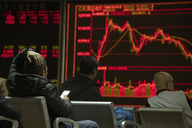 Hang Seng-index vände uppåt efter fallet under måndagen. Arkivbild.
