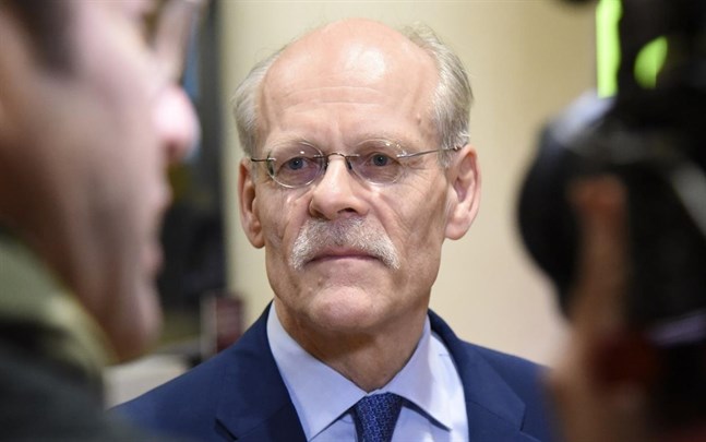 Det finns risk för att mindre företag får problem med finansieringen vid en fortsatt coronakris, påpekade riksbankschef Stefan Ingves i ett anförande i riksdagens finansutskott.
