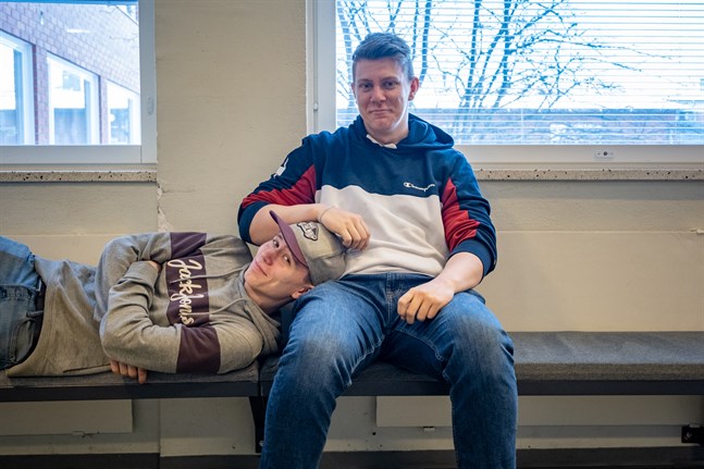 Johan Backlund och Nicolas Bergman driver företaget Sodapop UF