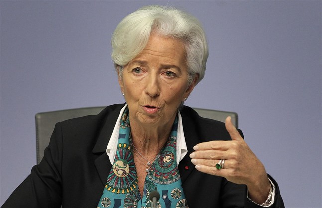 ECB:s Christine Lagarde valde överraskande att inte röra räntorna.