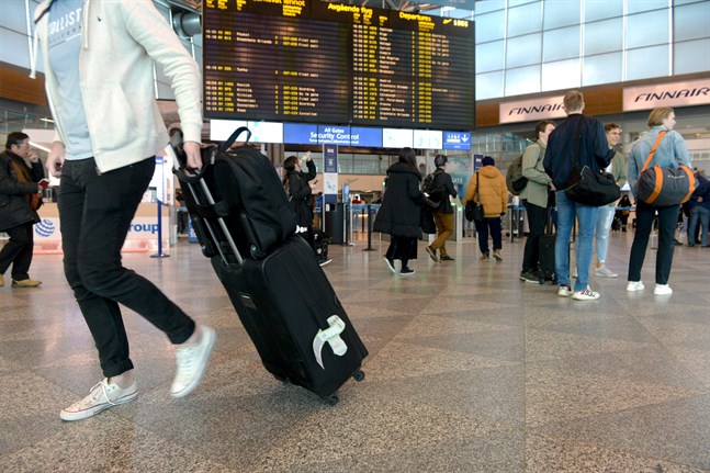 Flygindustrin och resebranschen hör till de branscher som aviserat stora nedskärningar.