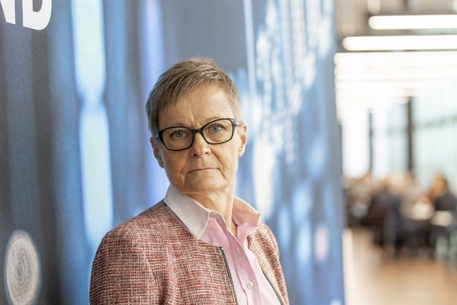 Nina Kopola leder Business Finland som lovar hjälpa företag i kris.