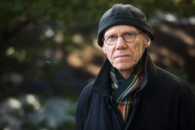 Göran Ekström får 1 700 euro för att skriva en ny bok.
