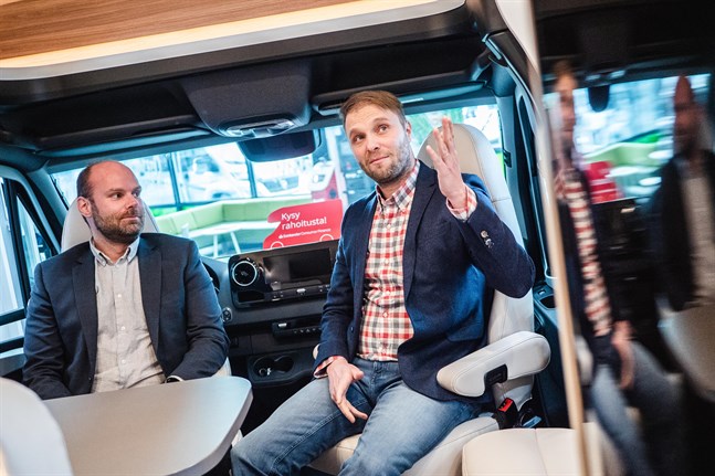 Caravanlandias grundare Janne Luokkala och Antti Tokola tror att ivern att campa inom landet kommer att öka i coronaepidemins kölvatten.