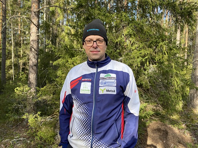Rune Bergström, ordförande i OK Kristina, planerar lägga ut träningsbanor i skogen för de som vill träna på egen hand.