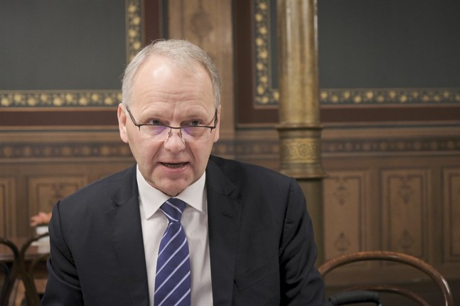 Enligt jord- och skogsbruksminister Jari Leppä (C) är Finlands försörjningssäkerhet god. – Största delen av den mat vi konsumerar produceras i Finland. Arkivbild.