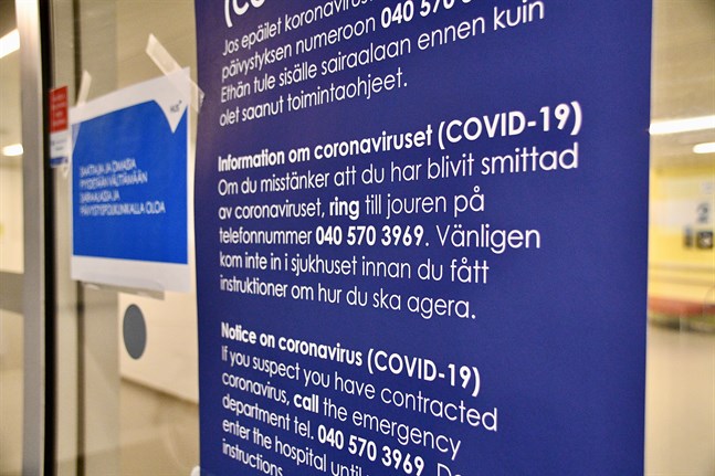Nya forskningsresultat tyder på att diarré kan vara ett tidigt tecken på covid-19, skriver Yle.