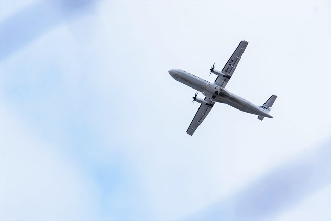 Flygtrafiken till och från Kronoby ska upphandlas igen. Blir det estniska Nyxair som fortsätter med trafiken eller en ny aktör återstår att se.