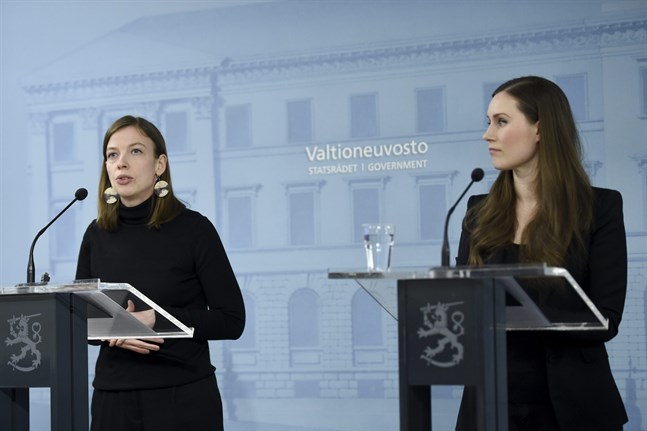 Undervisningsminister Li Andresson och statsminister Sanna Marin.