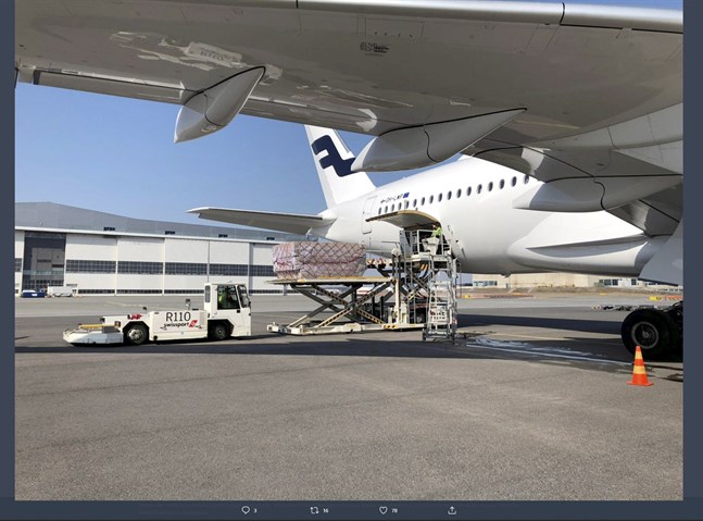 Ett Finnair-plan landade tidigare i veckan med en stor frakt andningsskydd till Försörjningsberedskapscentralen,