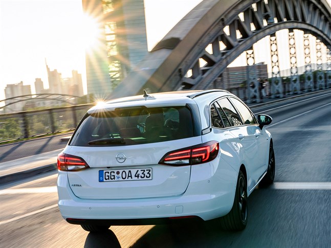 Opel Astra Sports Tourer.
