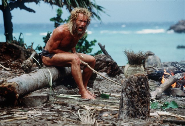 Tom Hanks rollfigur Chuck Noland skriker åt volleybollen Wilson i "Cast away" från 2000. Arkivbild.