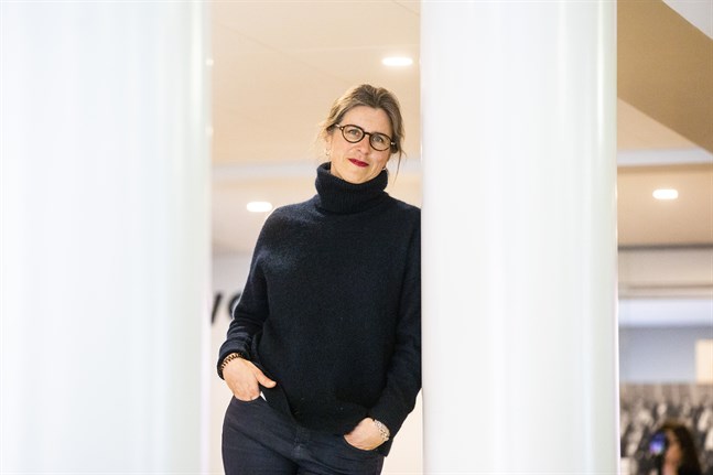 Åsa Salvesen ledde Wasa Teater i fem år. Nu blir hon ensemblechef på Dramaten i Stockholm.