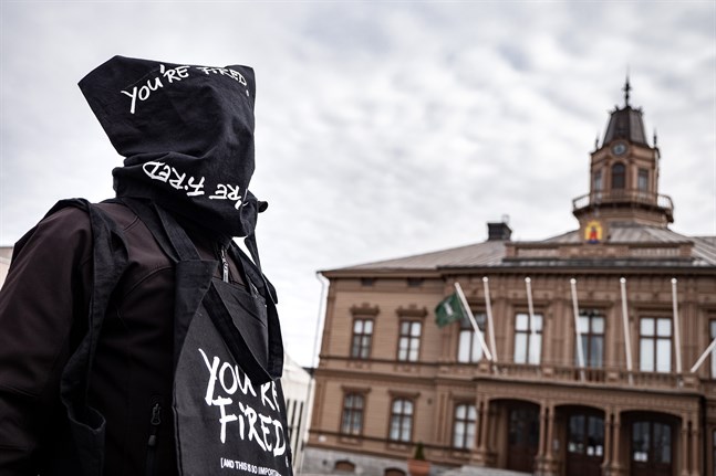 "You're fired". En konstnärlig aktion med politiska drag,