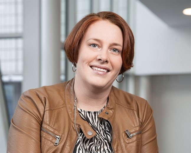 Linda Felixson, vice ordförande för Finlands Svenska Lärarförbund, anser att föräldrarna under nuvarande omständigheter måste få bestämma om eleverna återvänder till skolan för resten av terminen.